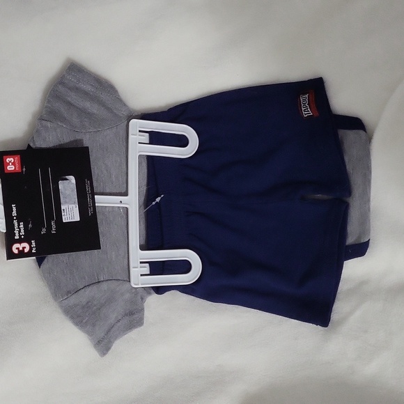 Tapout Gray and Navy Baby Outfit Set - Picture 3 of 4